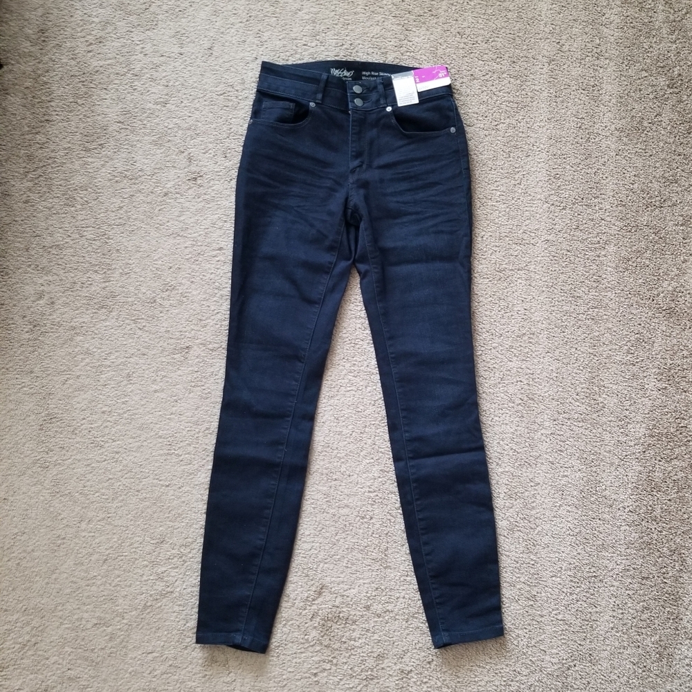 NWT Skinny Jeans